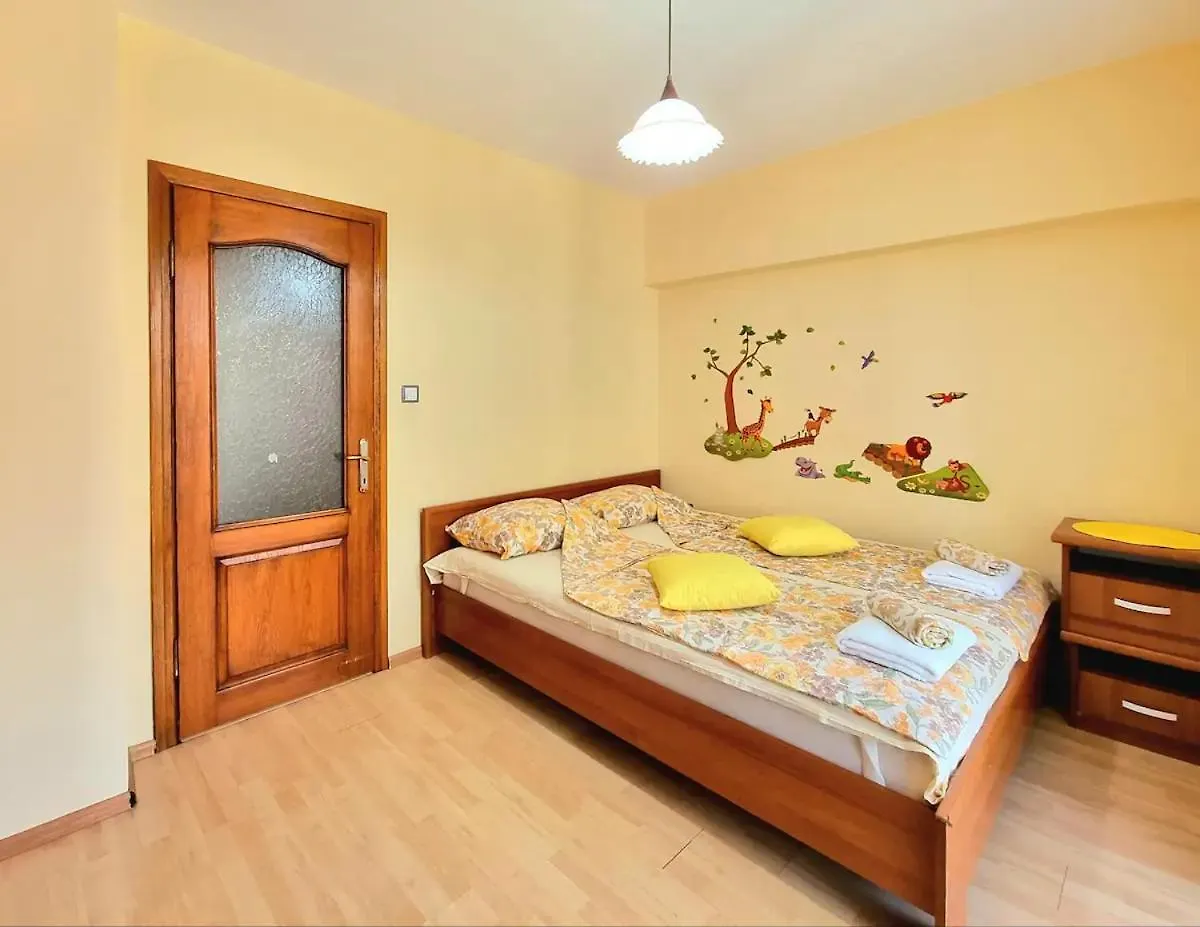 Sunny View Apartment With Garage Burgas Bułgaria